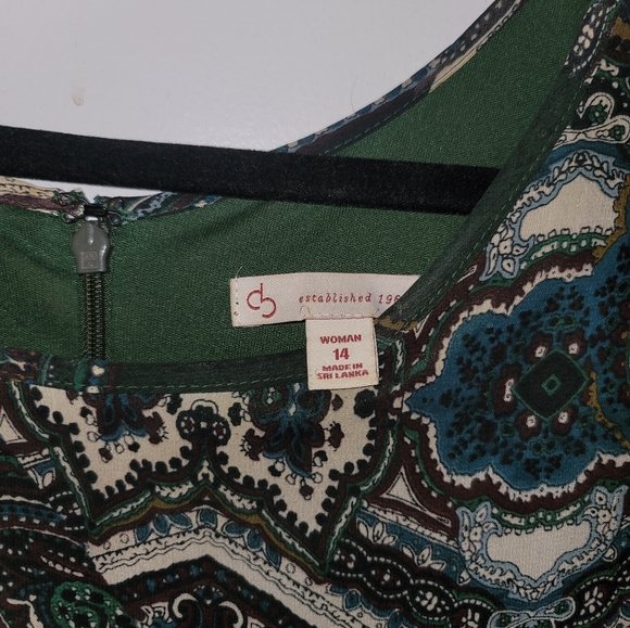 Dressbarn - Picture 3 of 4